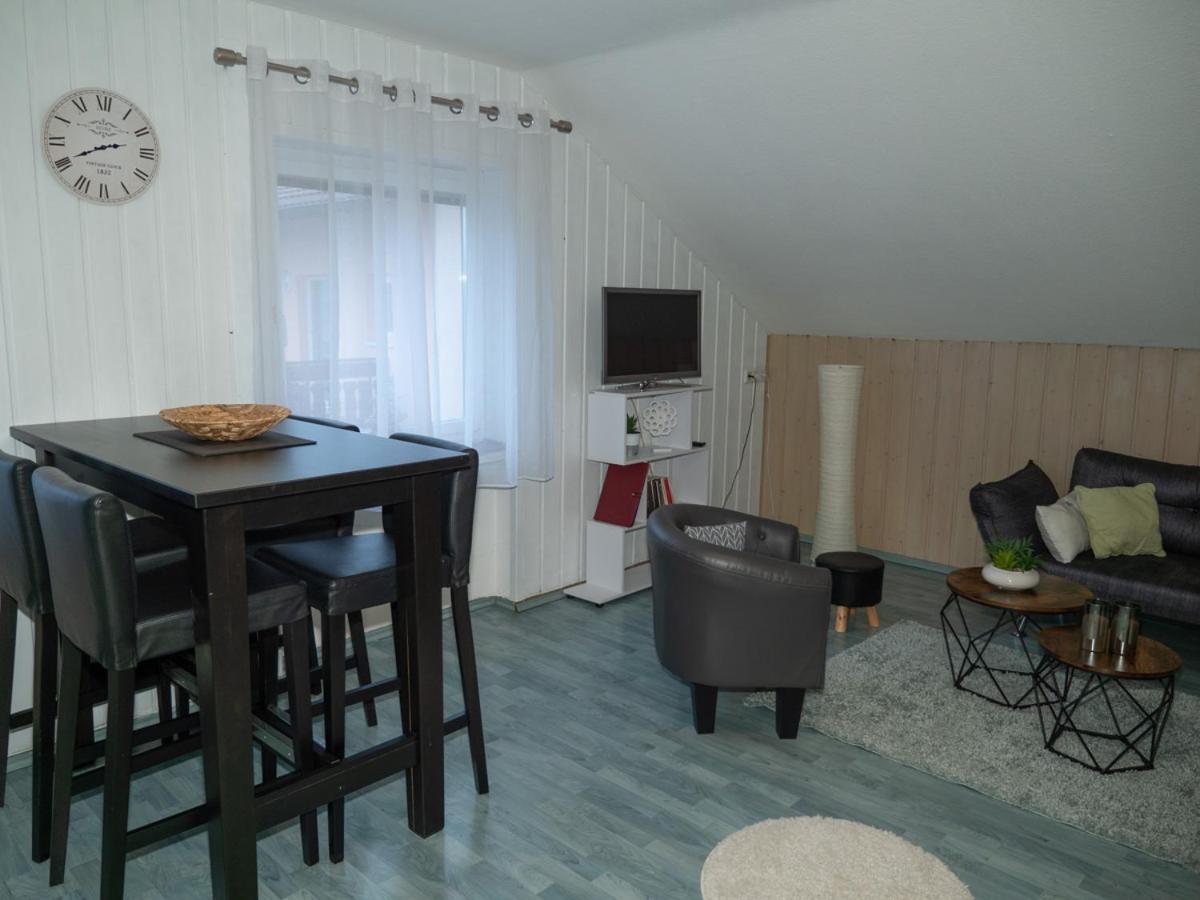 Ferienwohnungen Hirschen Lottstetten Εξωτερικό φωτογραφία